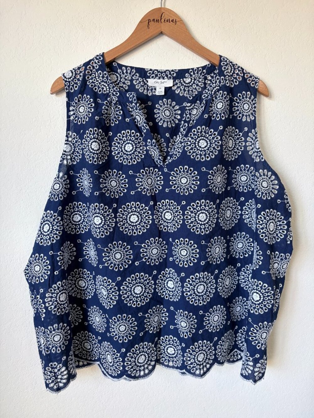 On 34th Top Womens 3X Plus Navy Blue White Eyelet Embroidered Scallop Blouse